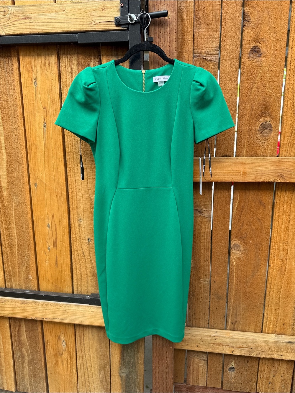 Calvin Klein Emerald Green Short Sleeve Sheath Dress